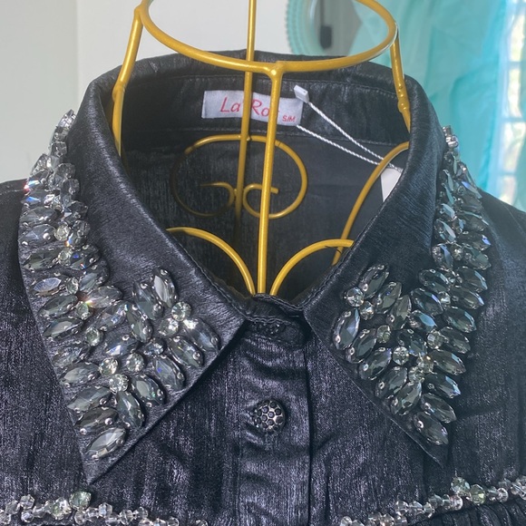 𝑬𝒎𝒃𝒆𝒍𝒍𝒊𝒔𝒉𝒆𝒅 𝑩𝒍𝒂𝒄𝒌 𝑻𝒐𝒑 - Picture 4 of 4